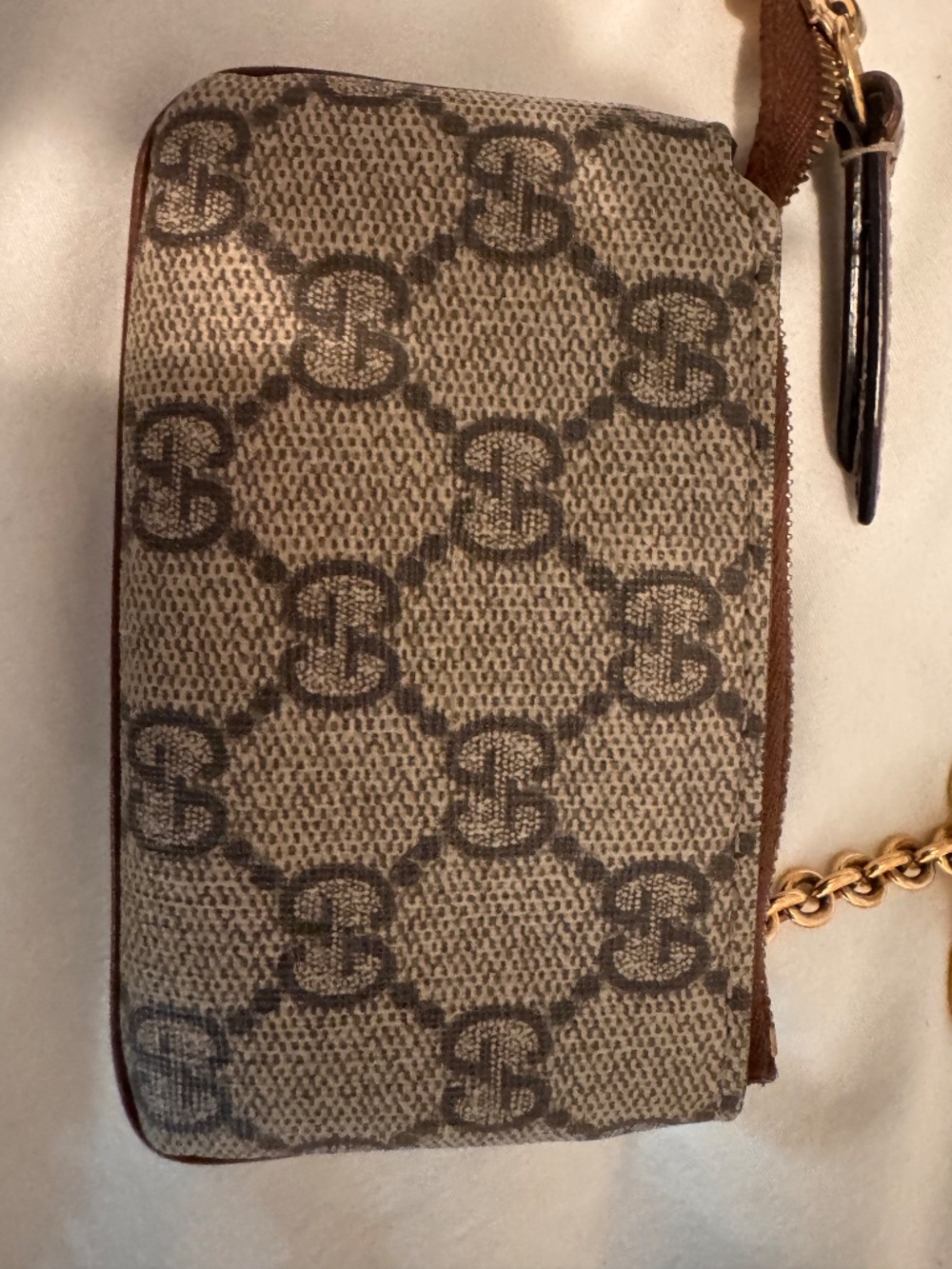 Gucci GG Supreme Key Pouch - Picture 3 of 13